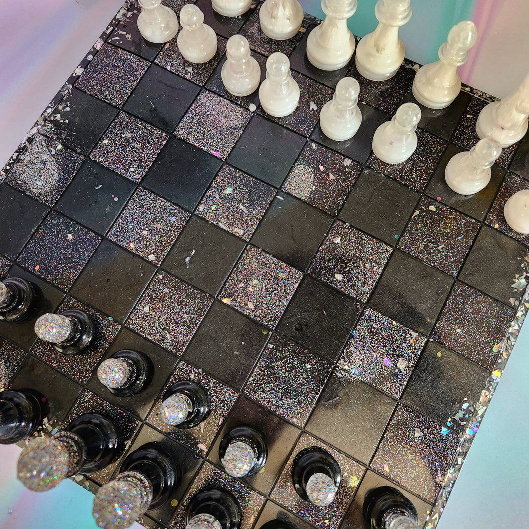 Black and White Chess Set