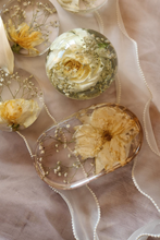 Load image into Gallery viewer, Floral Tray
